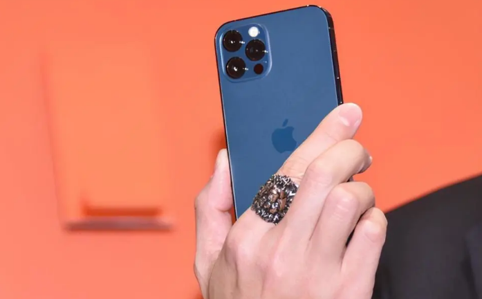 武侯苹果手机维修分享iPhone12系列重启方法教程 